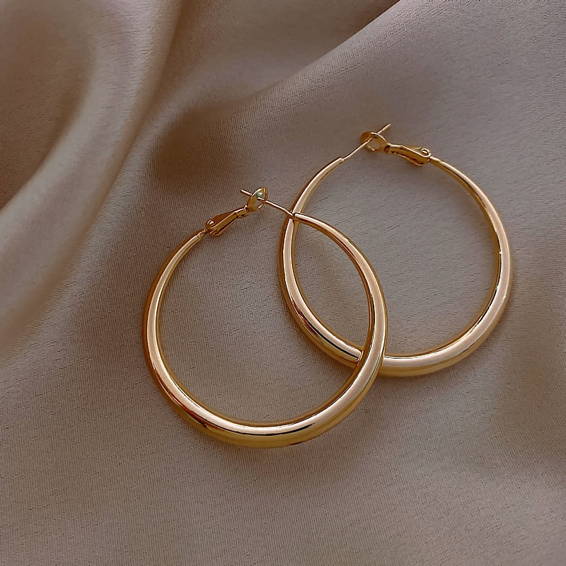 New Classic Copper Alloy Smooth Metal Hoop Earrings